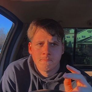 Meet your Posher, Christian